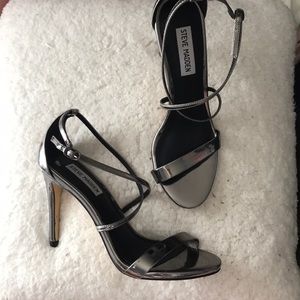 pewter/silver steve madden heels